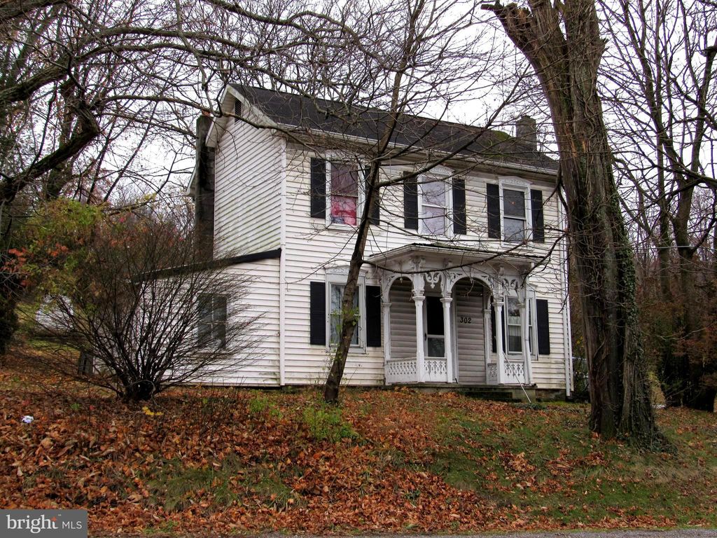 Photo of 302 S Carlisle Street, NEW BLOOMFIELD, PA 17068 (MLS # PAPY2008612)