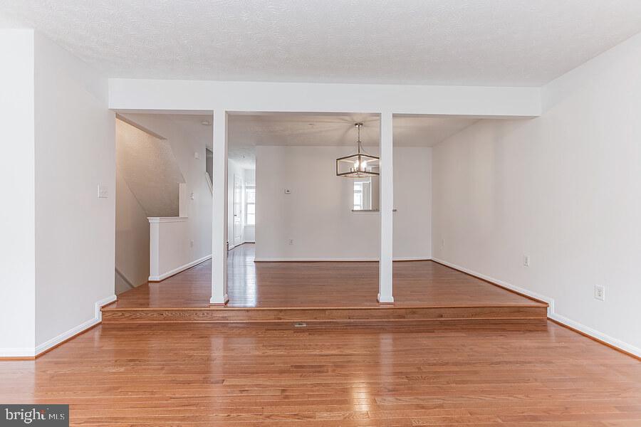 BELLEHAVEN ESTATES - Residential Lease