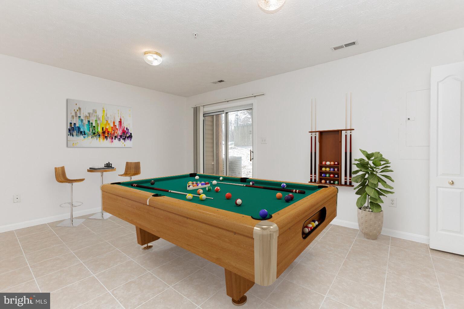 BELLEHAVEN ESTATES - Residential Lease