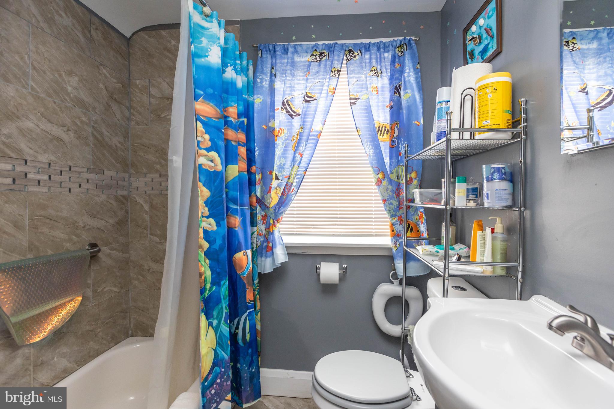 NORTHWOOD - Residential