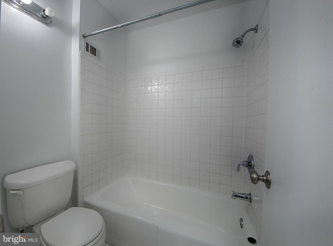 LAFAYETTE PARK - Residential