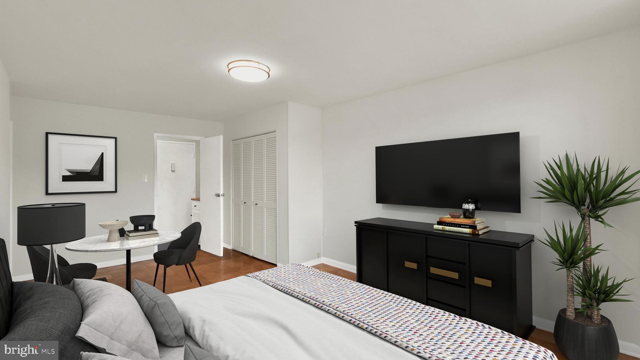 10201 GROSVENOR PLACE 804A