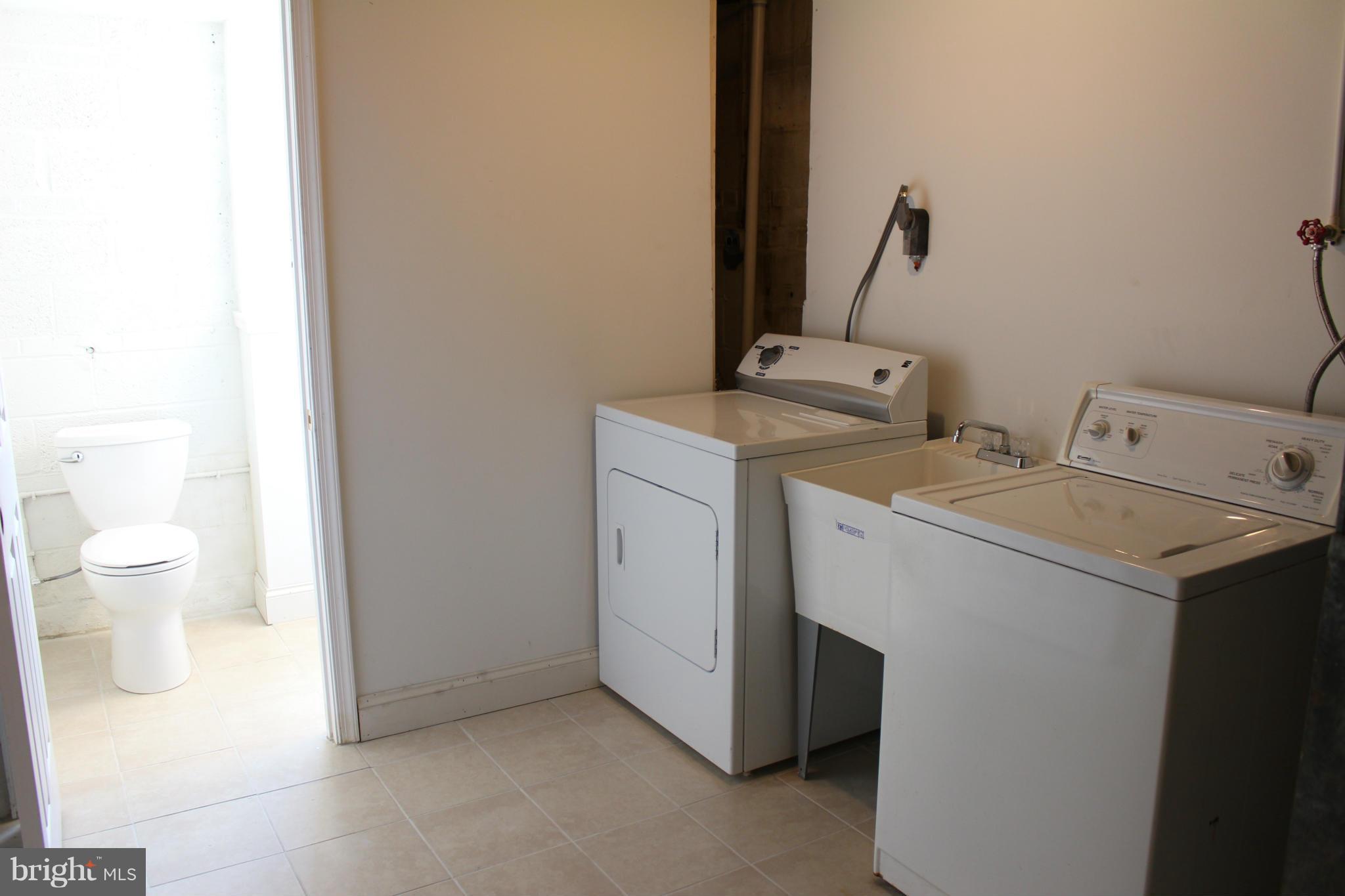 LYNNE ACRES - Residential