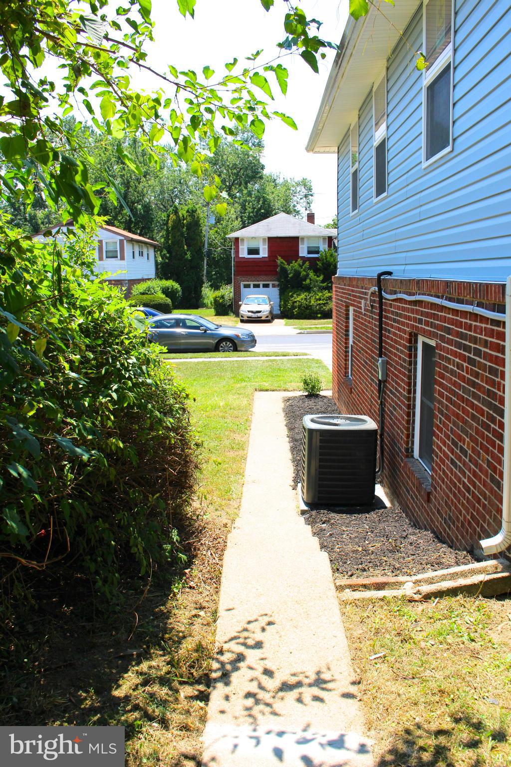 LYNNE ACRES - Residential