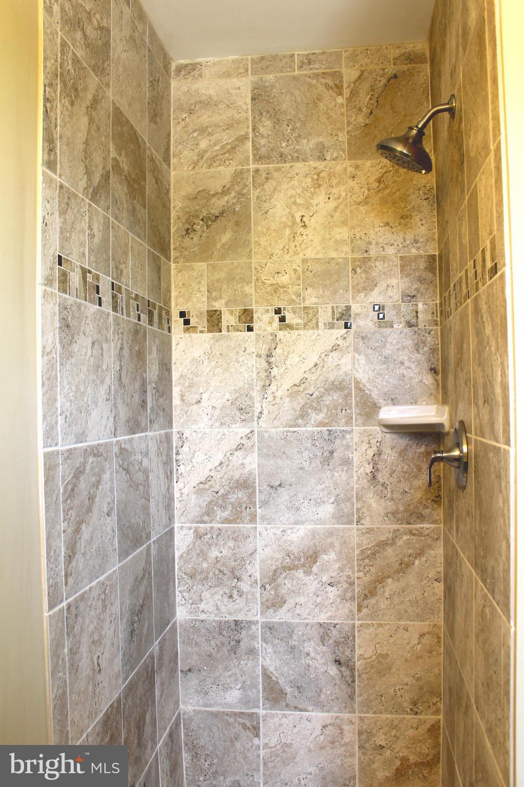 LYNNE ACRES - Residential