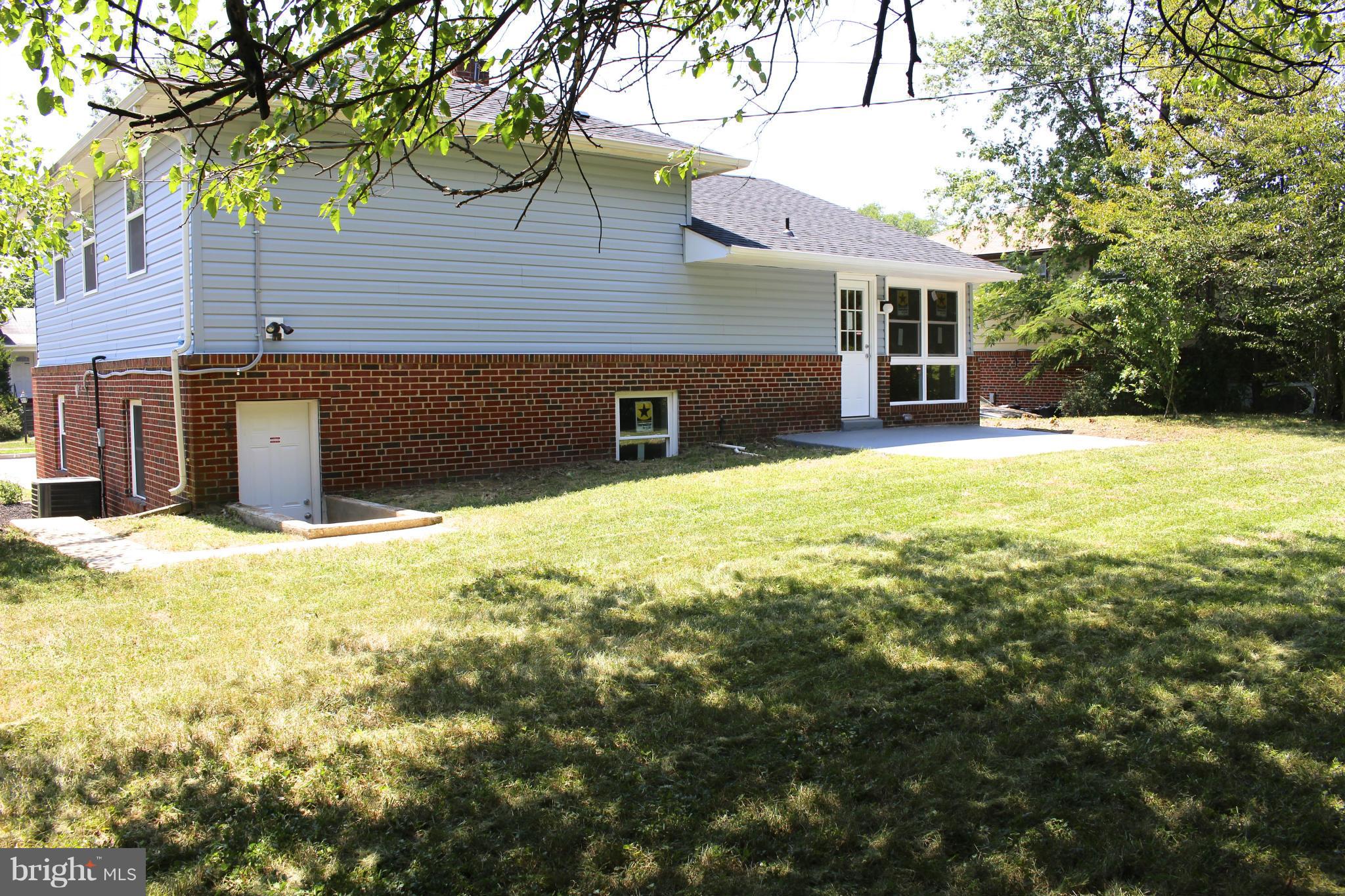 LYNNE ACRES - Residential