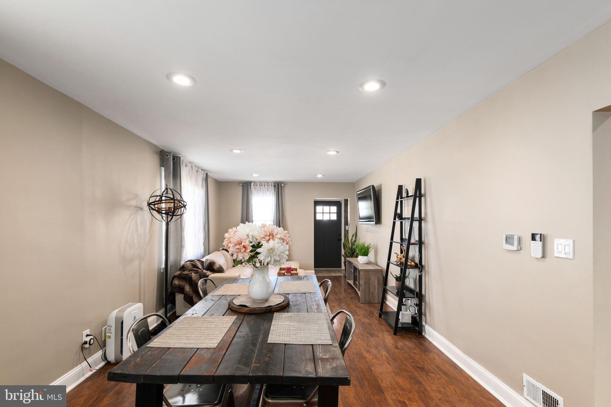 PARKVILLE - Residential