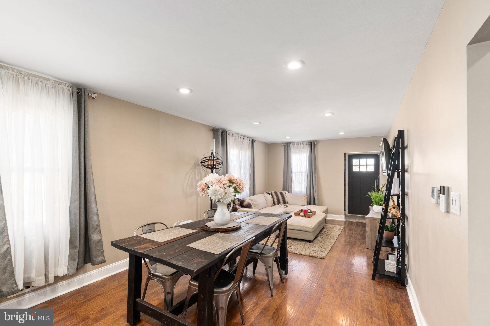 PARKVILLE - Residential