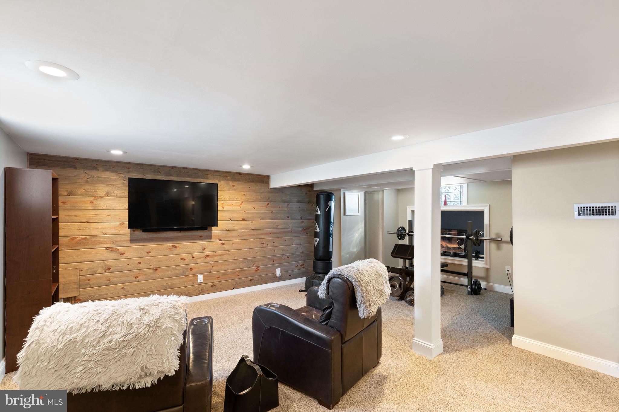 PARKVILLE - Residential