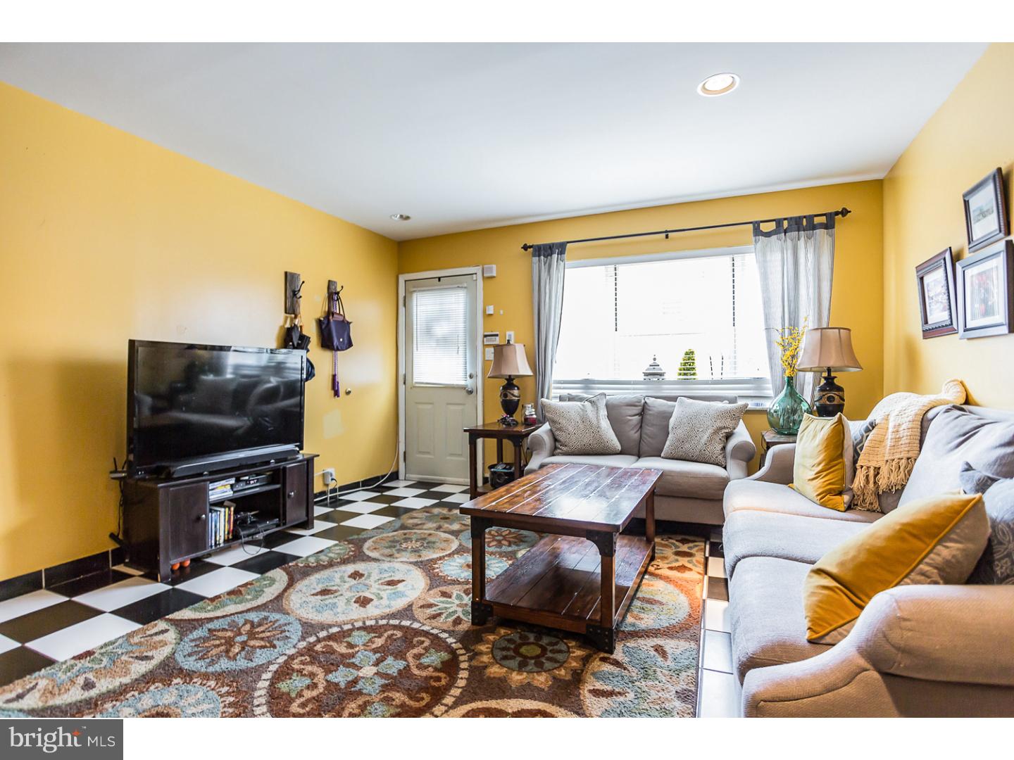 PASSYUNK SQUARE - Residential