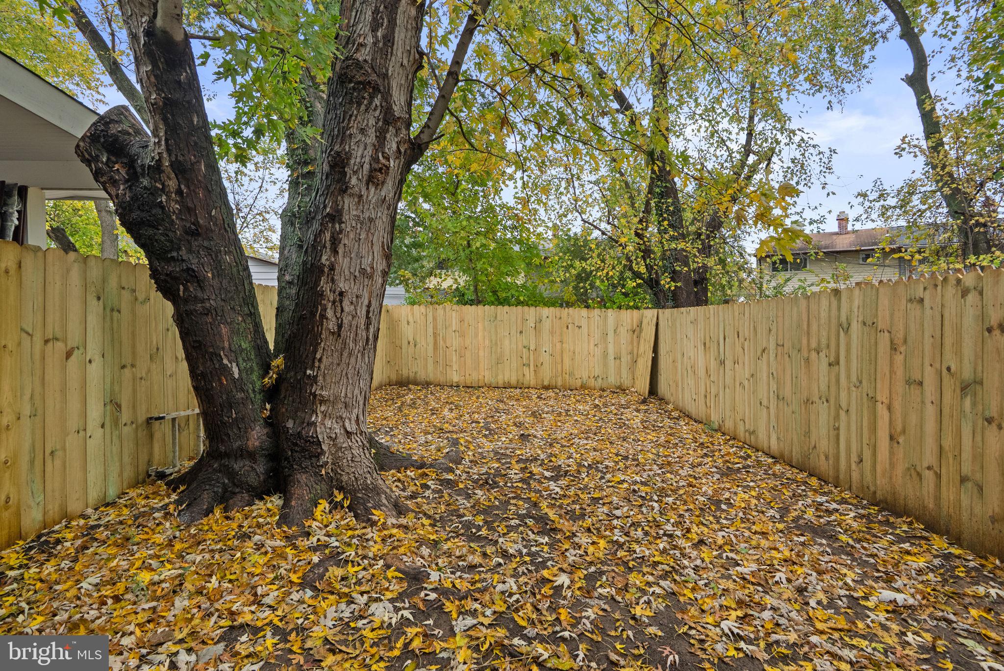 KENT VILLAGE - Residential