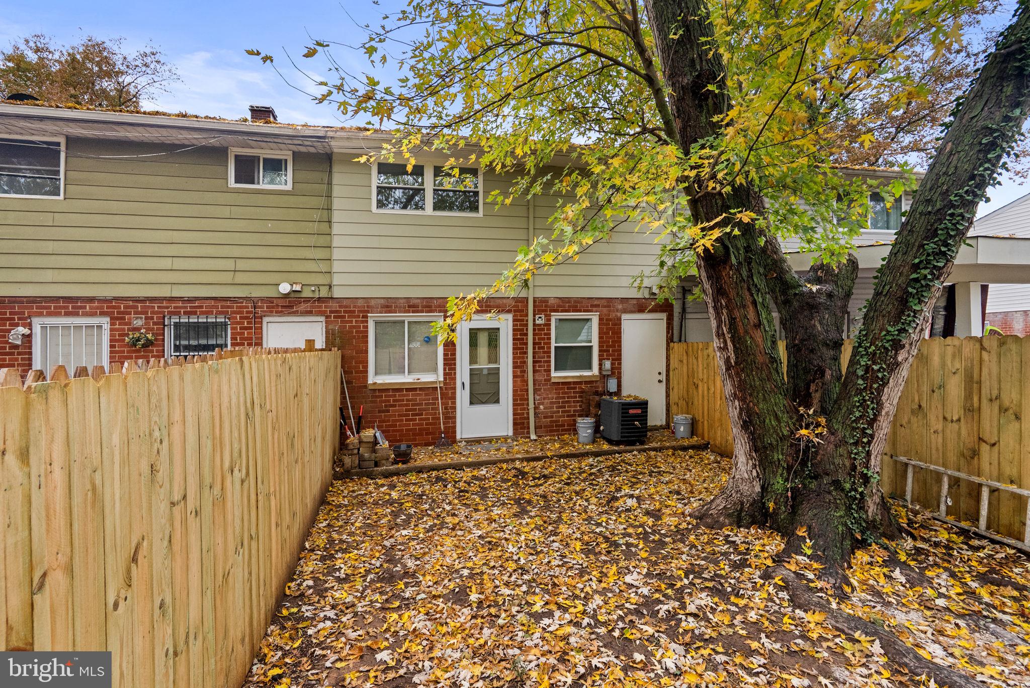 KENT VILLAGE - Residential