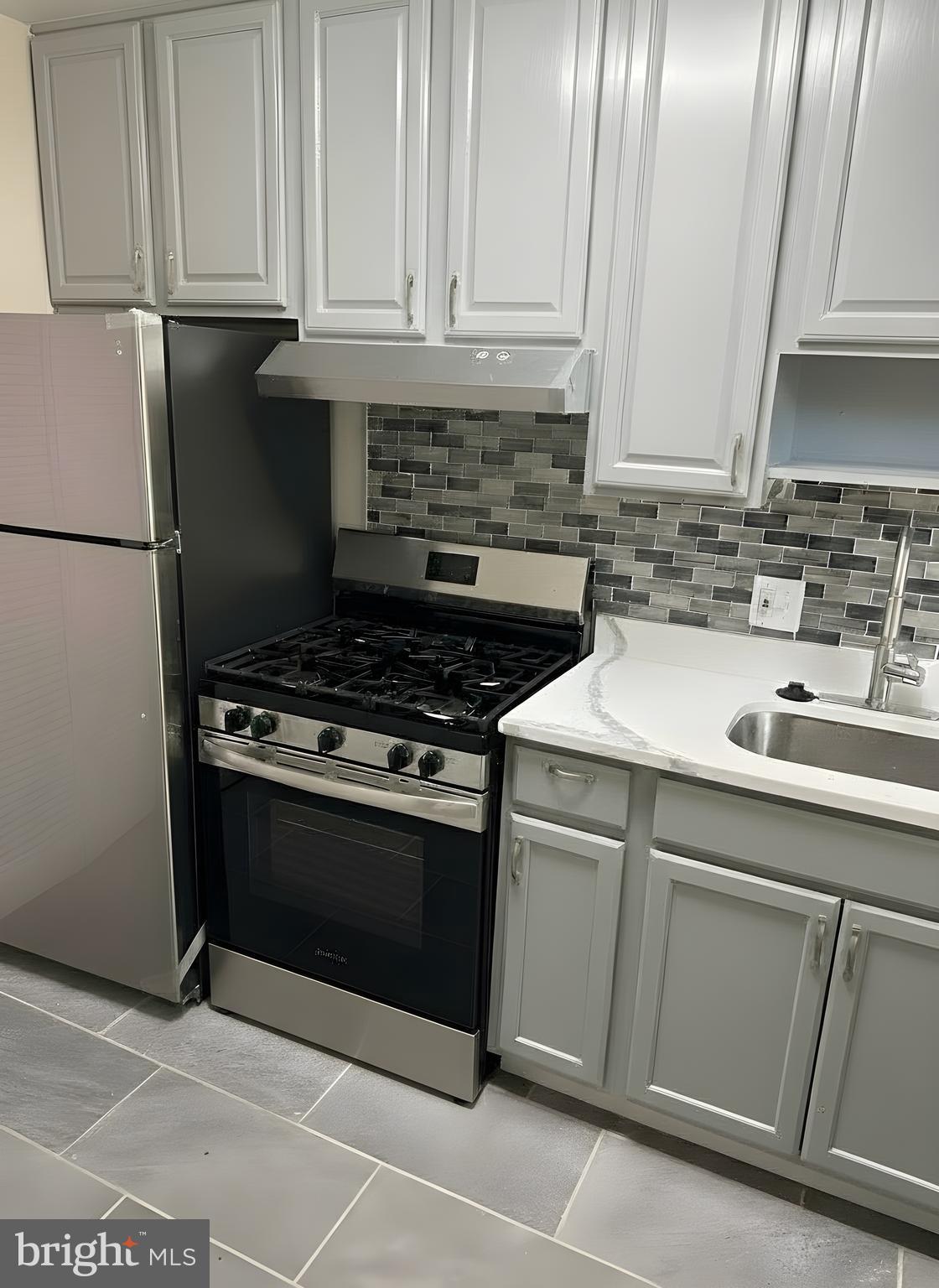 KENT VILLAGE - Residential