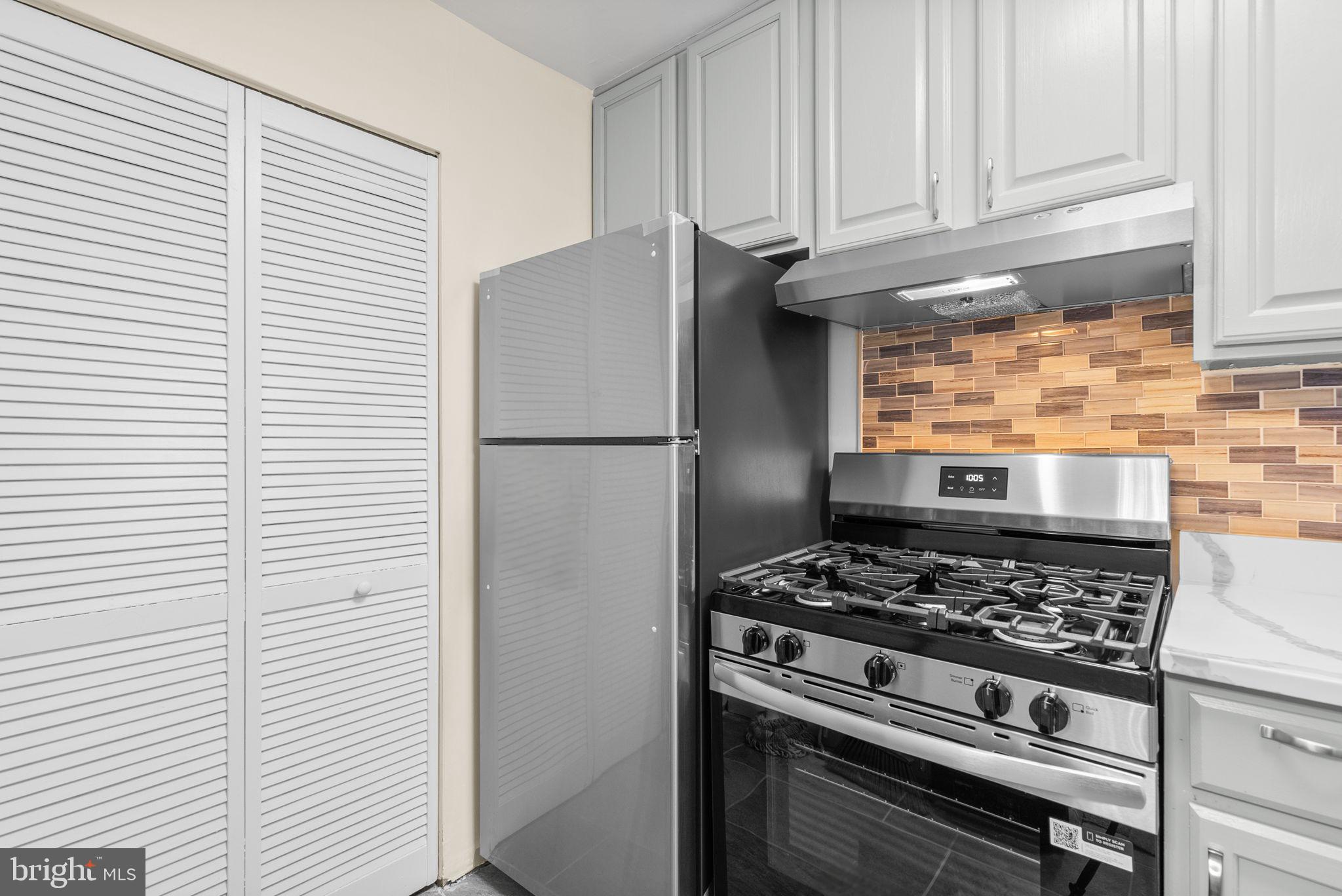 KENT VILLAGE - Residential