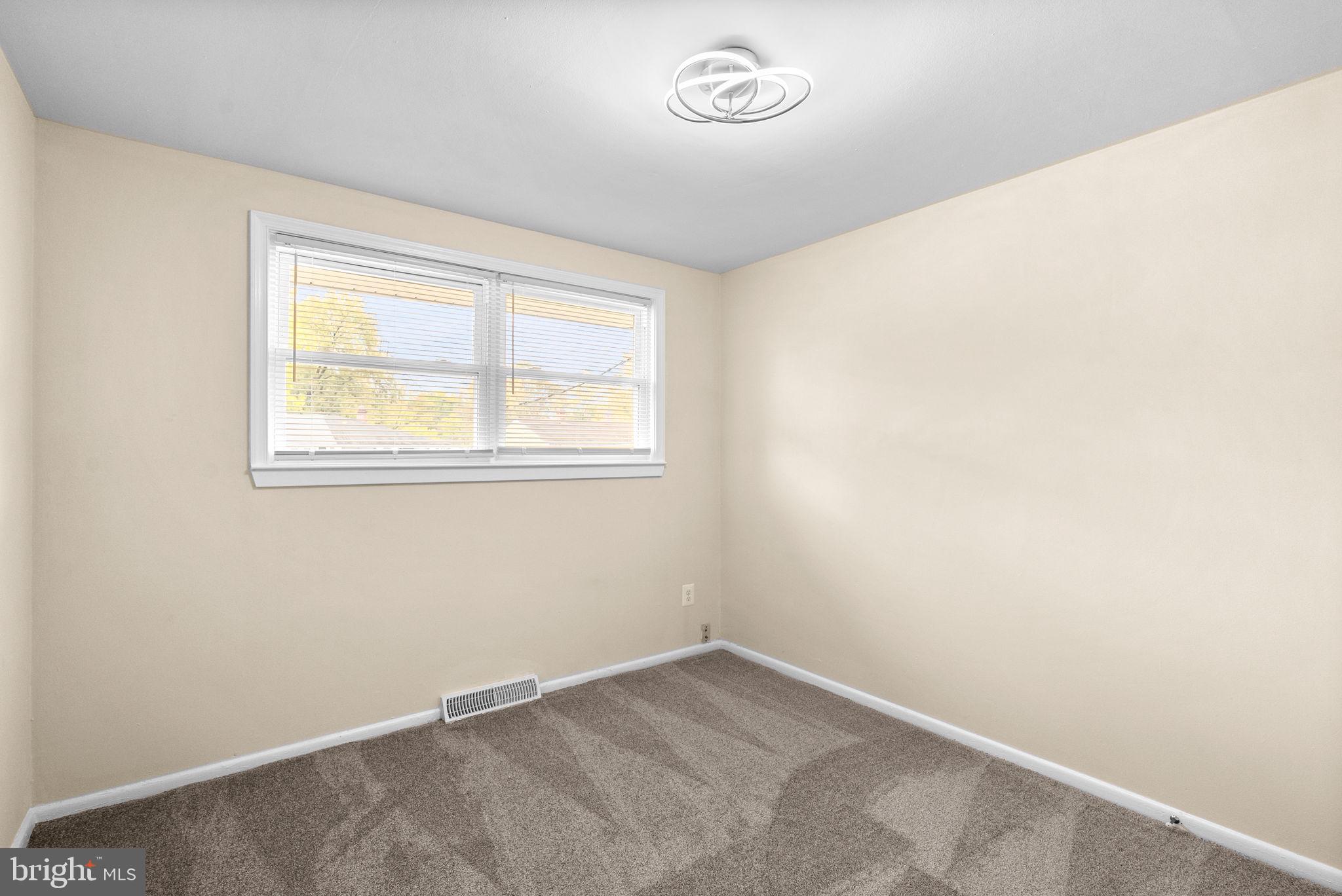 KENT VILLAGE - Residential