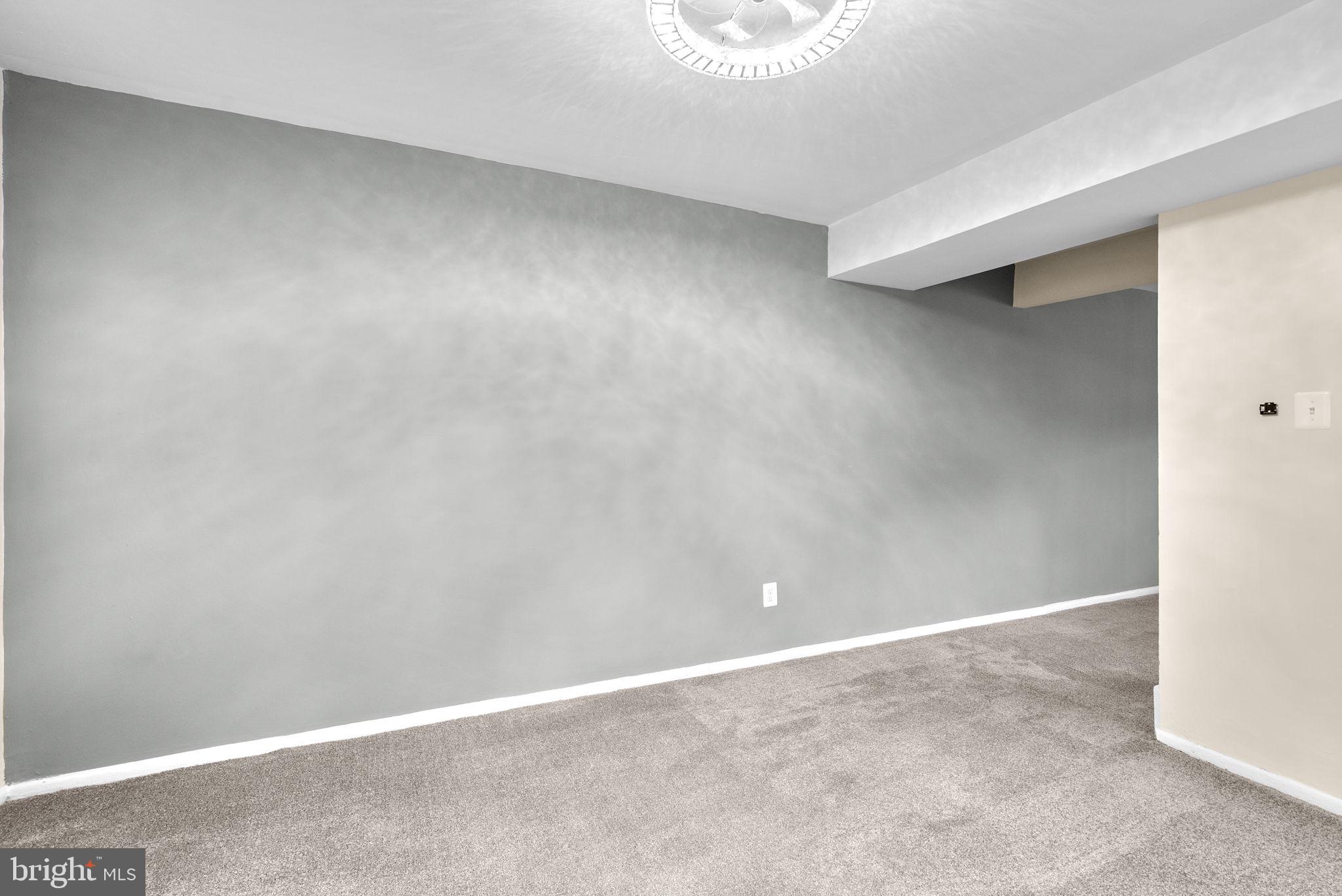 KENT VILLAGE - Residential