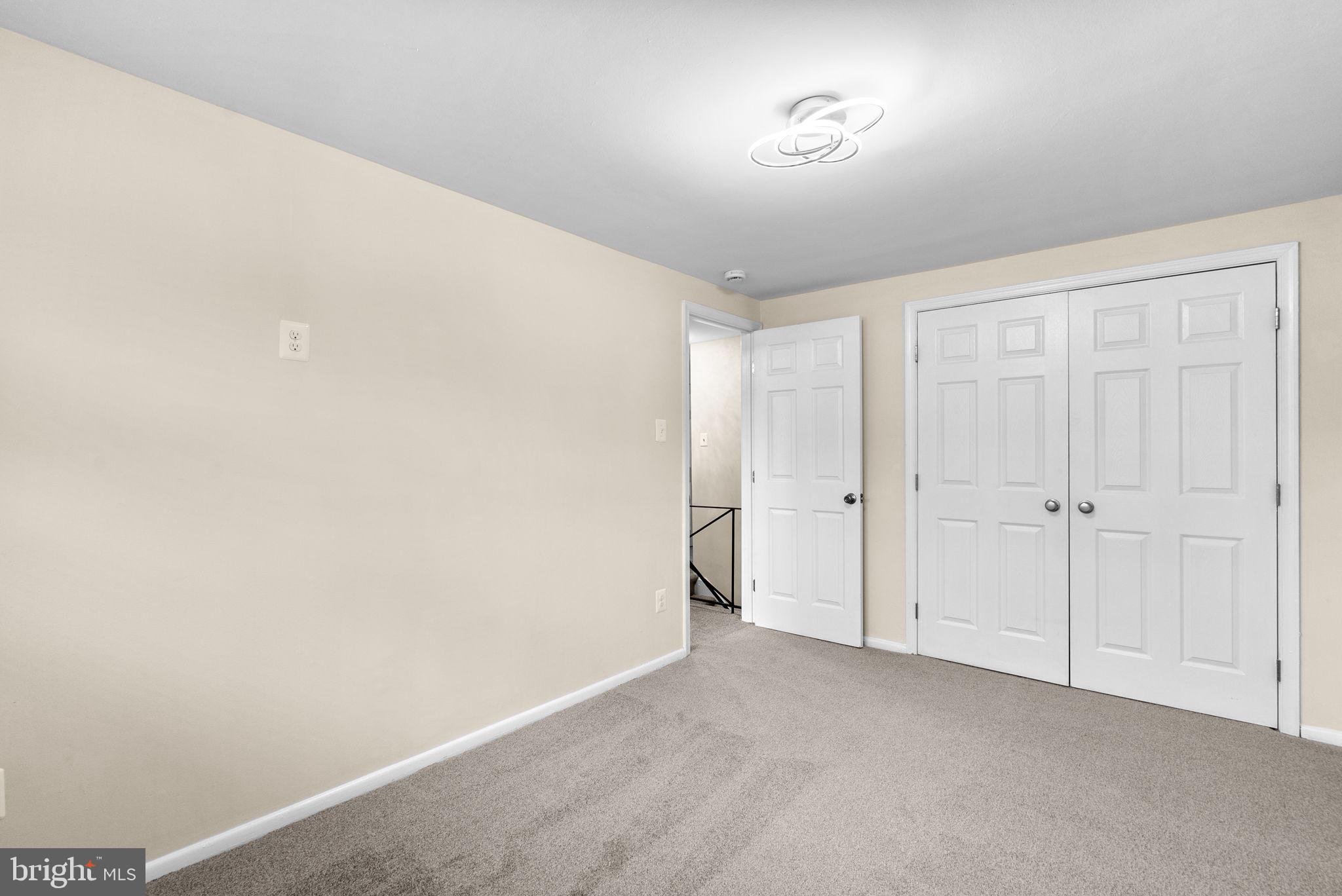 KENT VILLAGE - Residential