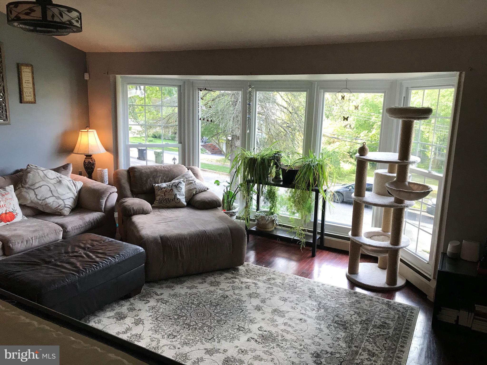 COUNTRY CLUB ESTS - Residential