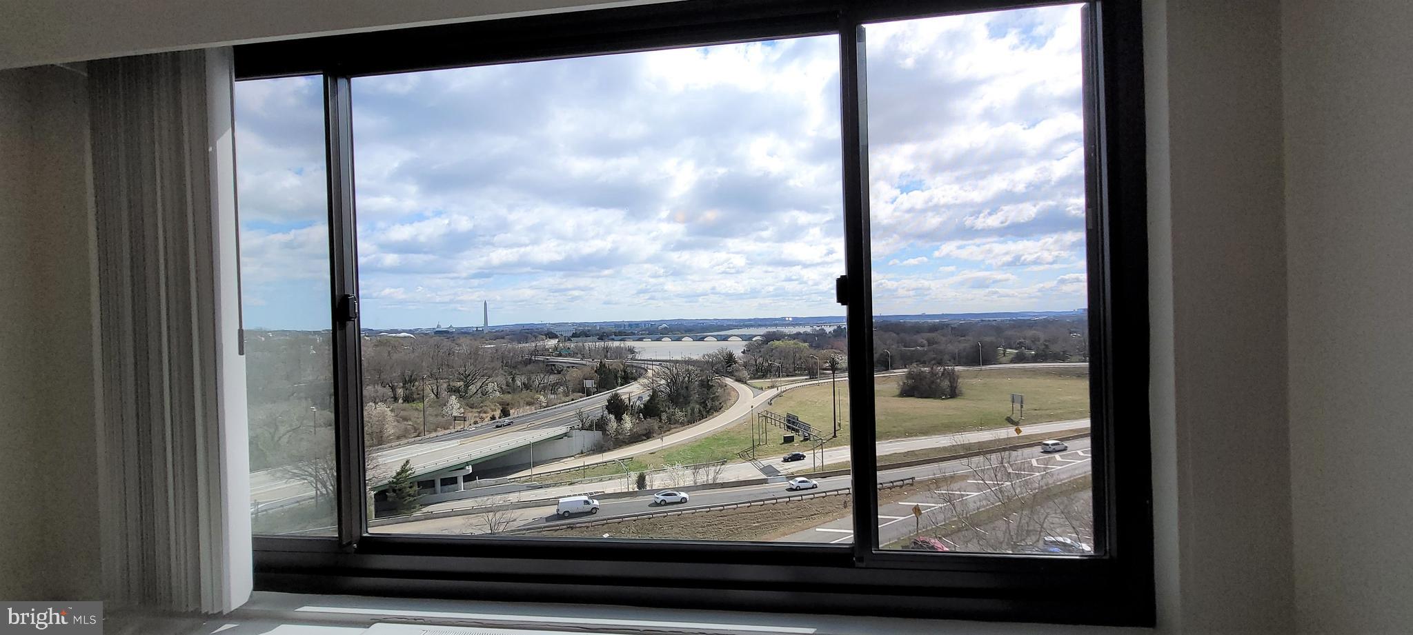 RIVER PLACE - Residential Lease