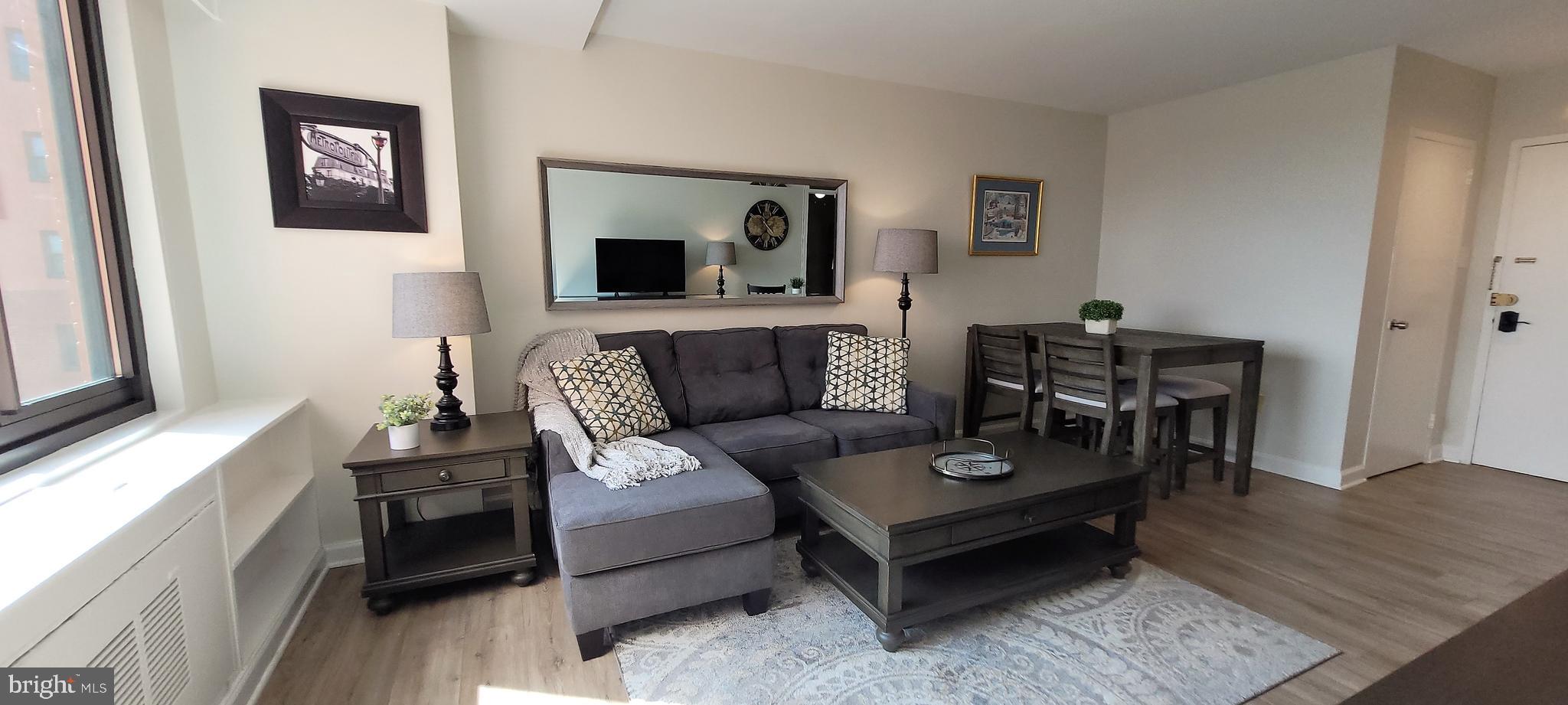 RIVER PLACE - Residential Lease