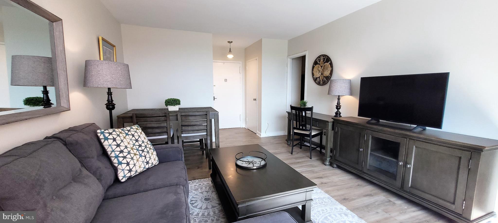 RIVER PLACE - Residential Lease