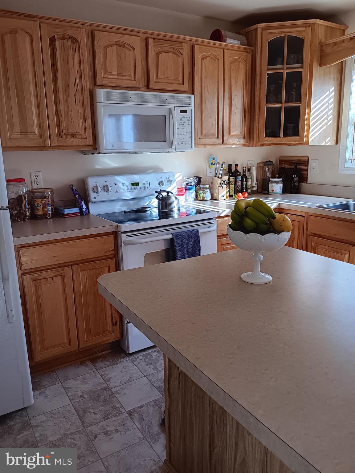 LOCUST HILL - Residential