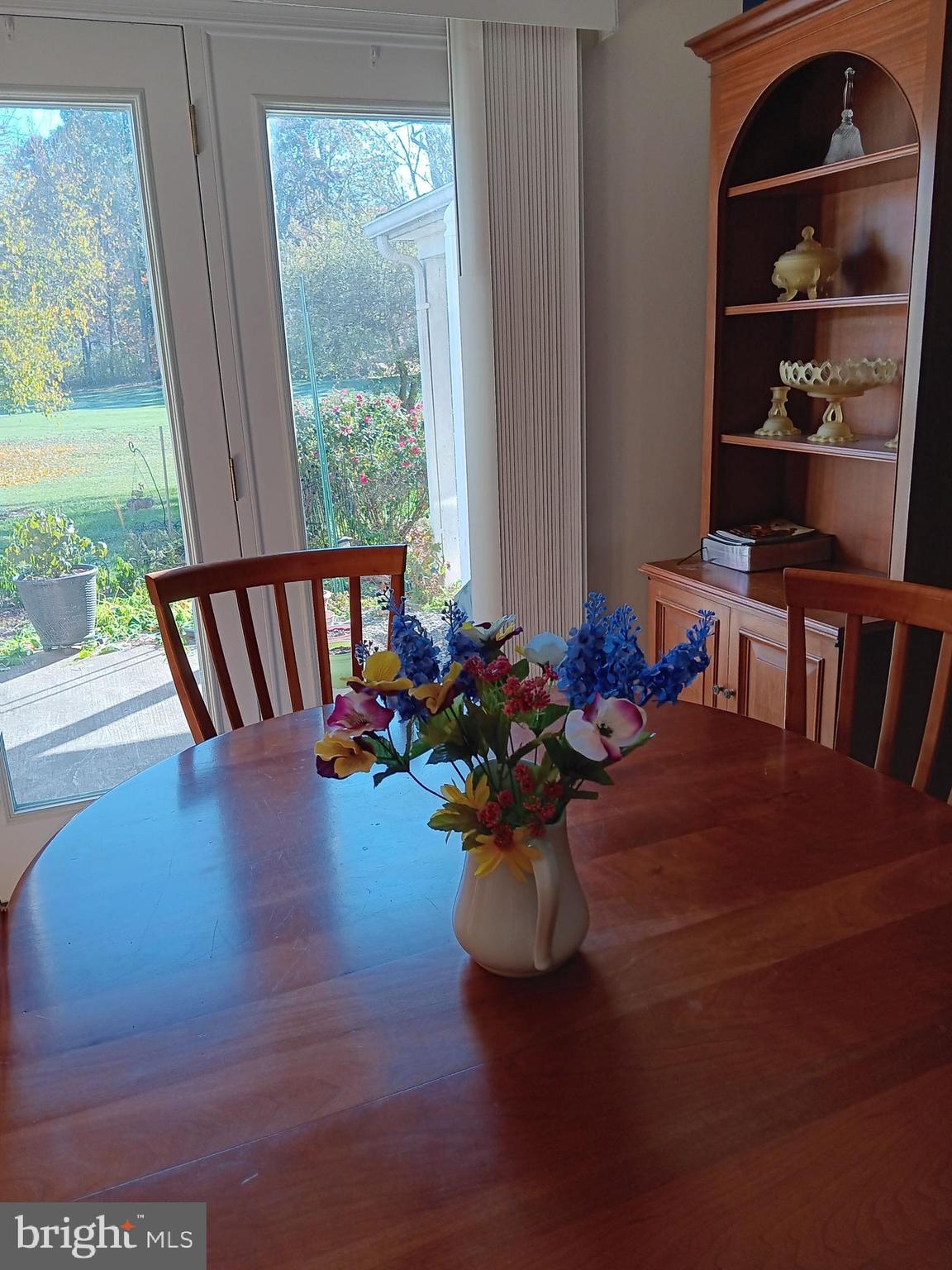 LOCUST HILL - Residential