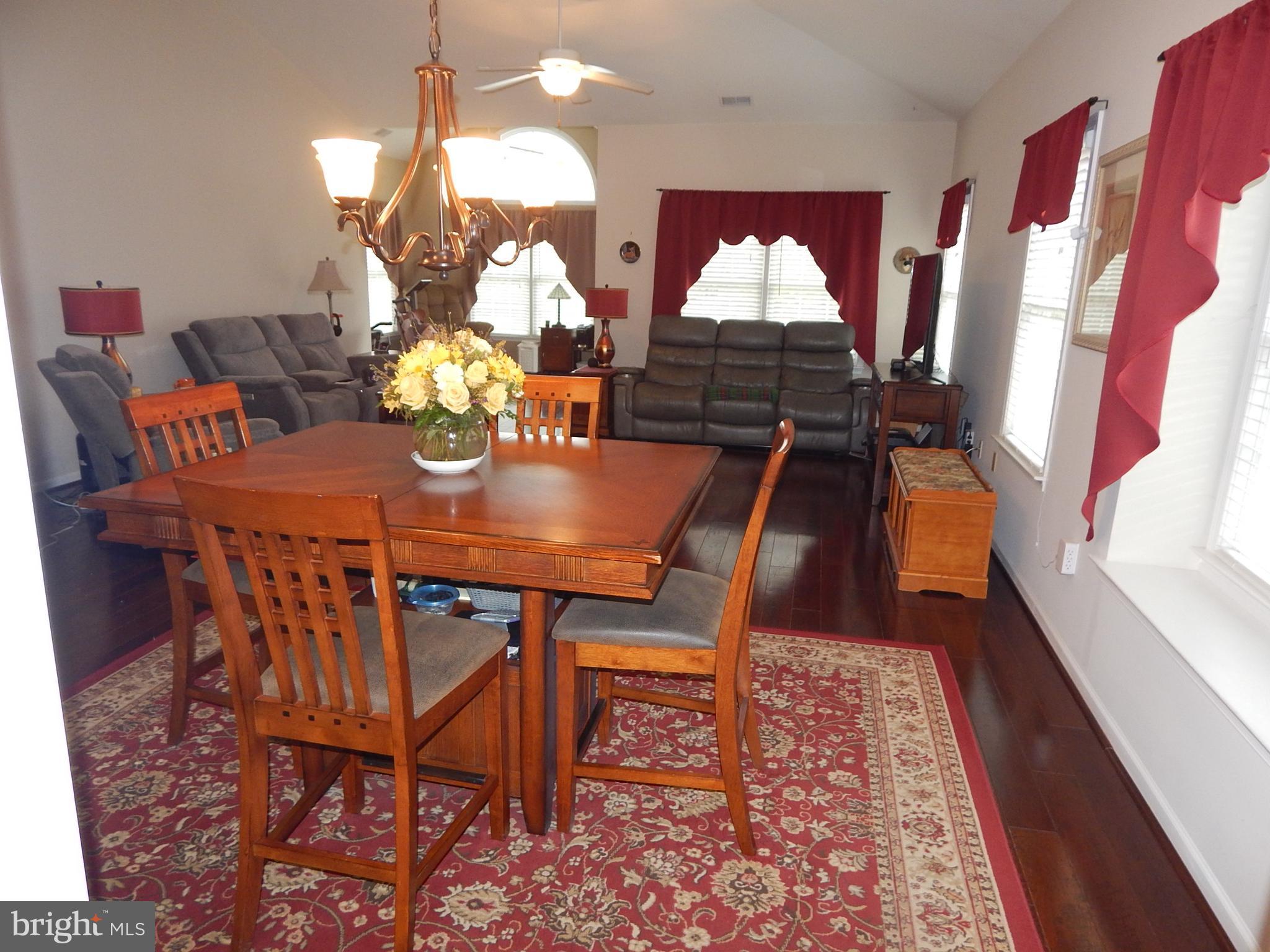 WILLOW GREEN - Residential