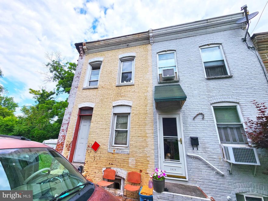 ONLINE AUCTION: Bidding begins 7/7 @ 10:00 AM. Bidding ends 7/11 @ 12:30 PM. List Price is Suggested Opening Bid. This 2-story end unit townhouse in Baltimore, Maryland. Located in the Shipley Hill's neighborhood, residents can easily access Westside Shopping Center for shopping needs. Grace Medical Center is nearby for healthcare services. Residents will enjoy the nearby Carroll Park and Carroll Park Golf Course. Commuters will appreciate the proximity to the West Baltimore MARC Station. Property is Vacant, see below for more information. Deposit: $5,000.
