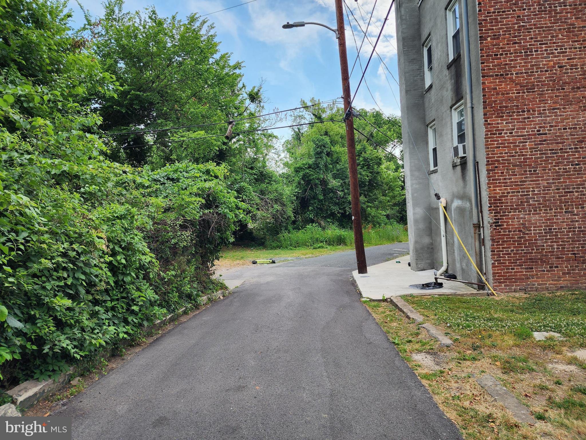 SHIPLEY HILL - Residential