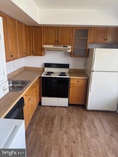 ASHTON GLEN - Residential