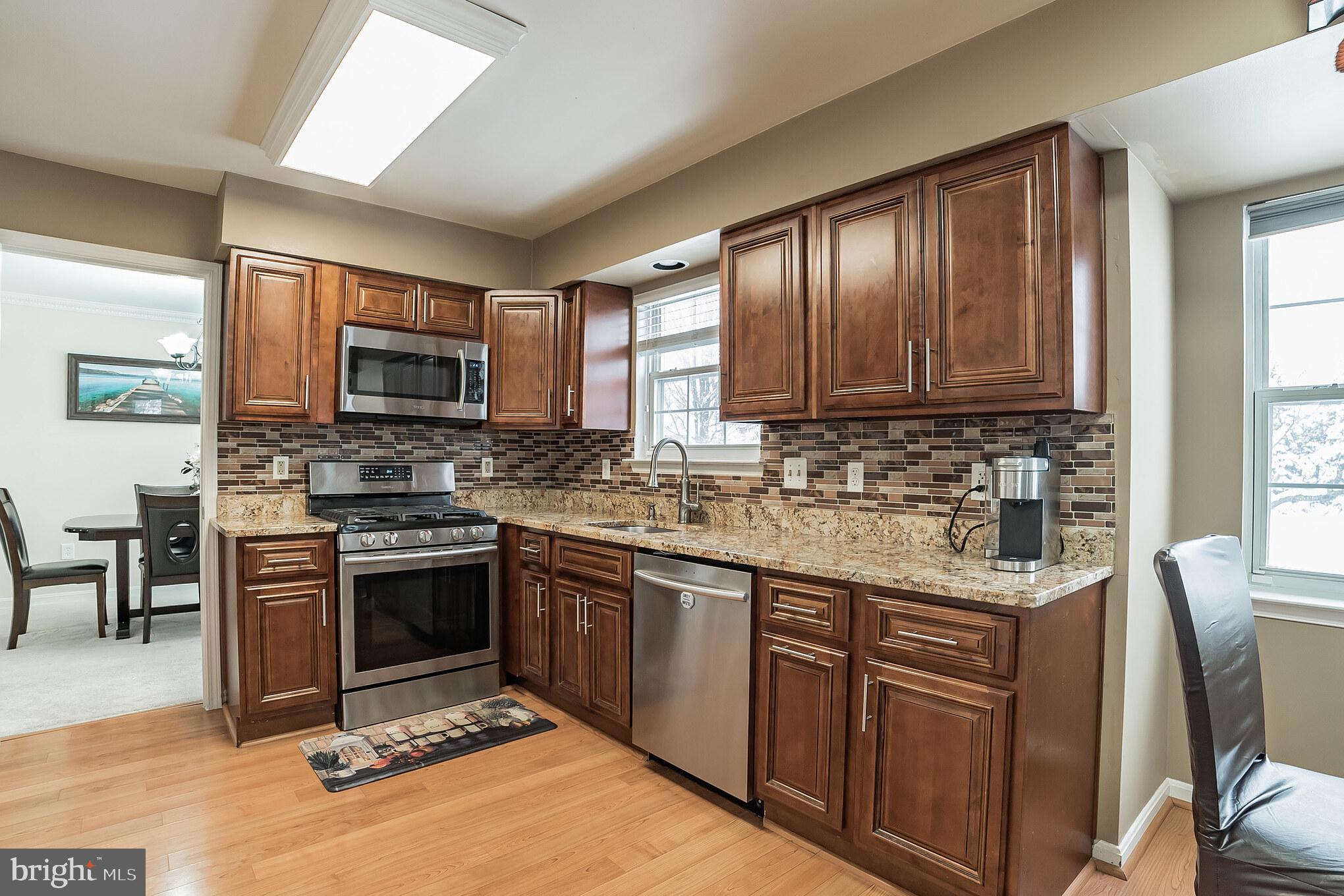 MONTGOMERY MEADOWS - Residential