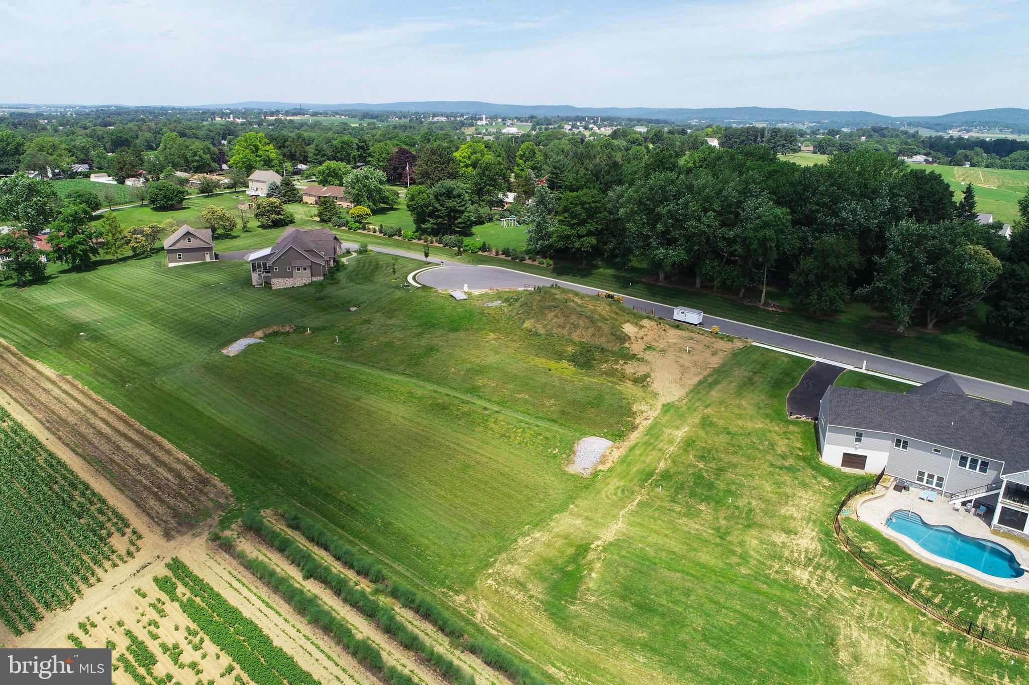 BROOKE COURT - Residential