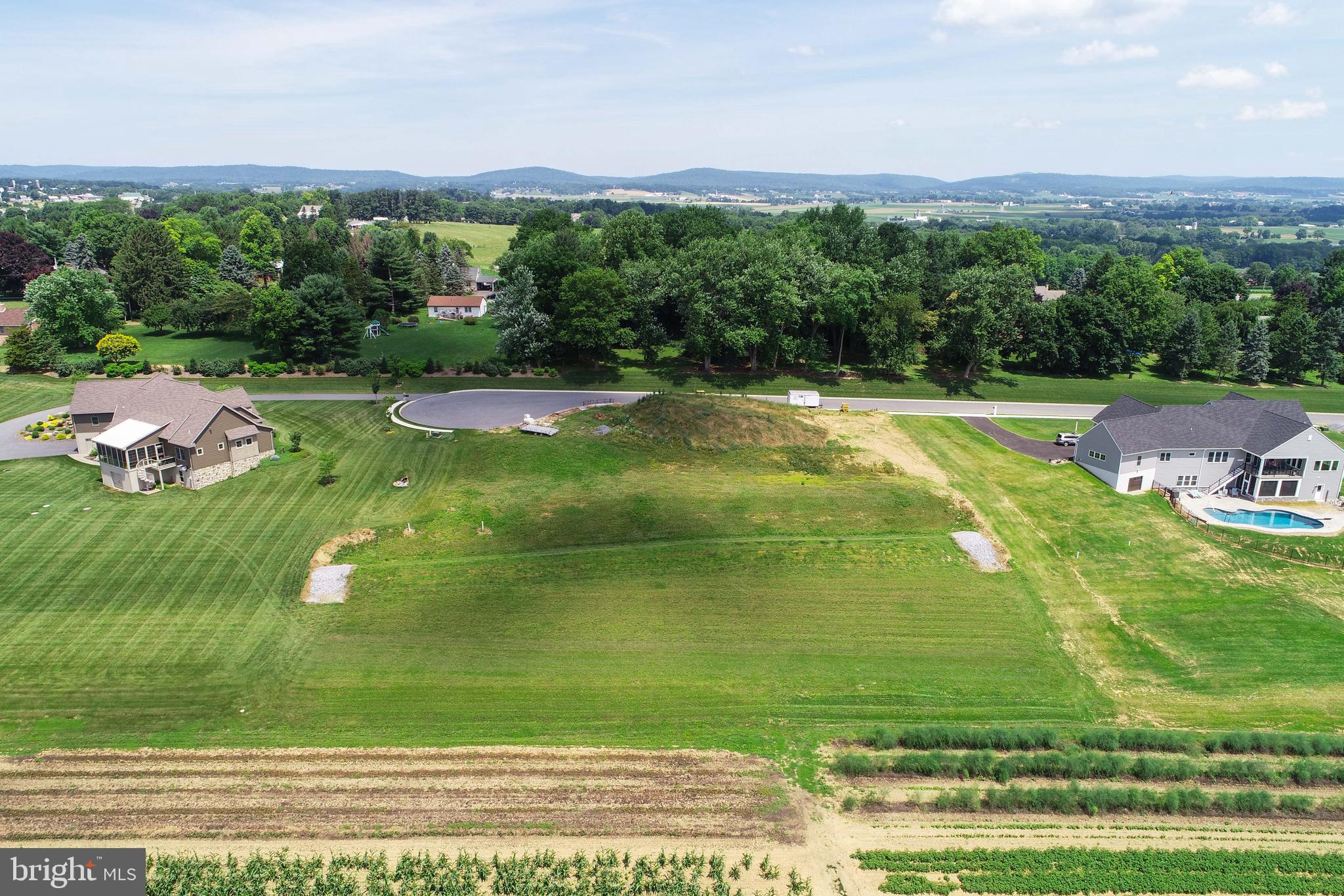 BROOKE COURT - Residential