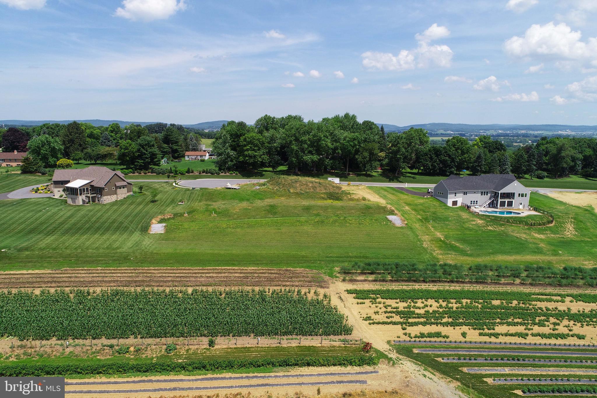 BROOKE COURT - Residential