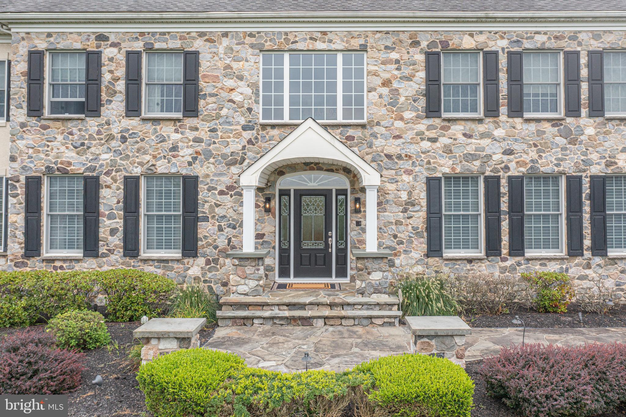 313 MATTHEWS LANE