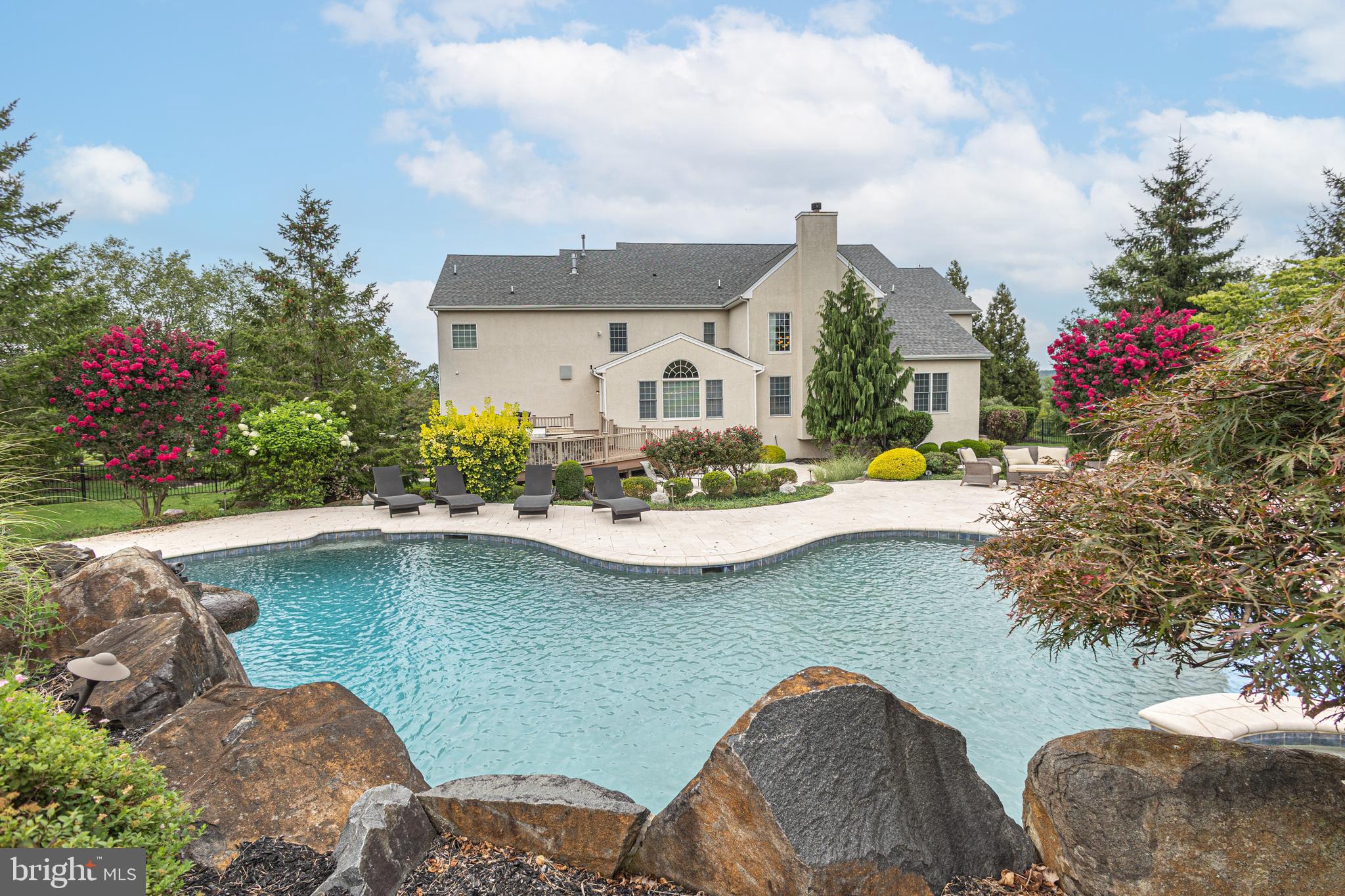 MATTHEWS RIDGE - Residential