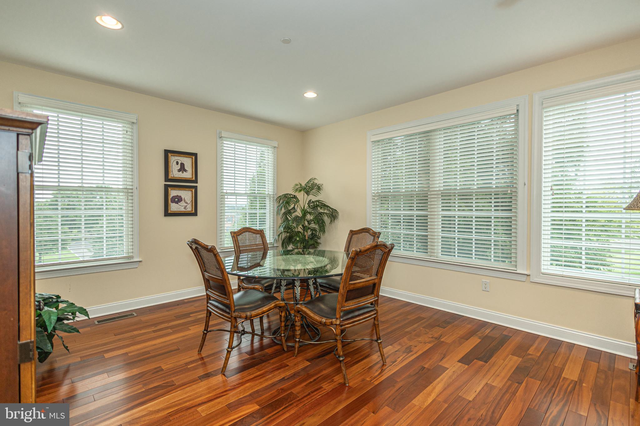 MATTHEWS RIDGE - Residential