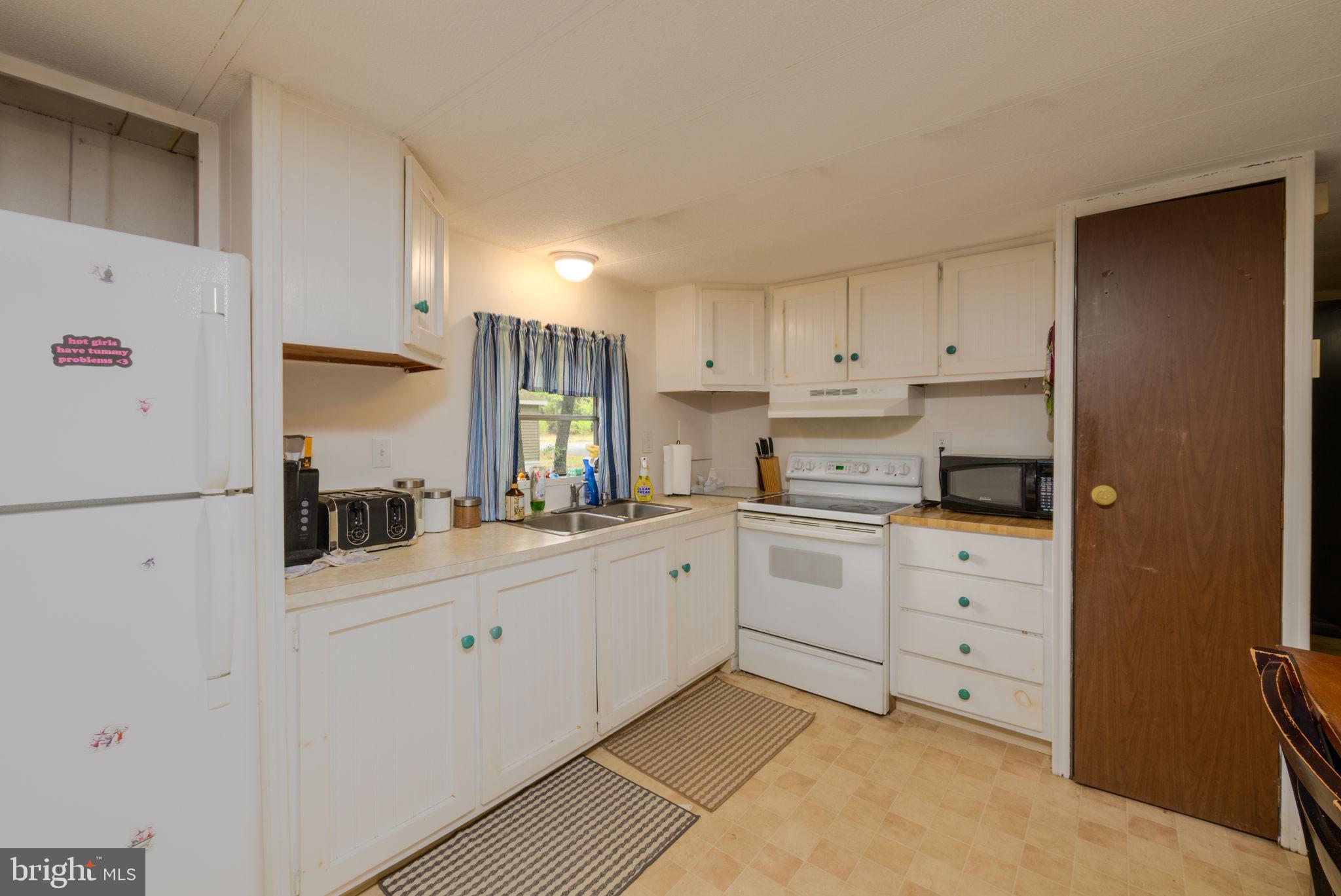 WHITE HOUSE BEACH - Residential