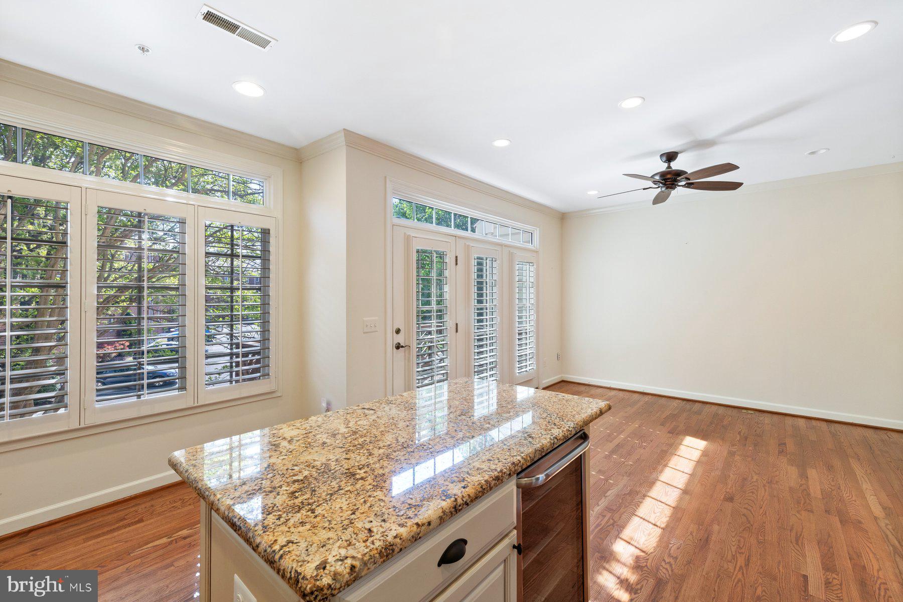 OLD TOWN GREENS - Residential Lease