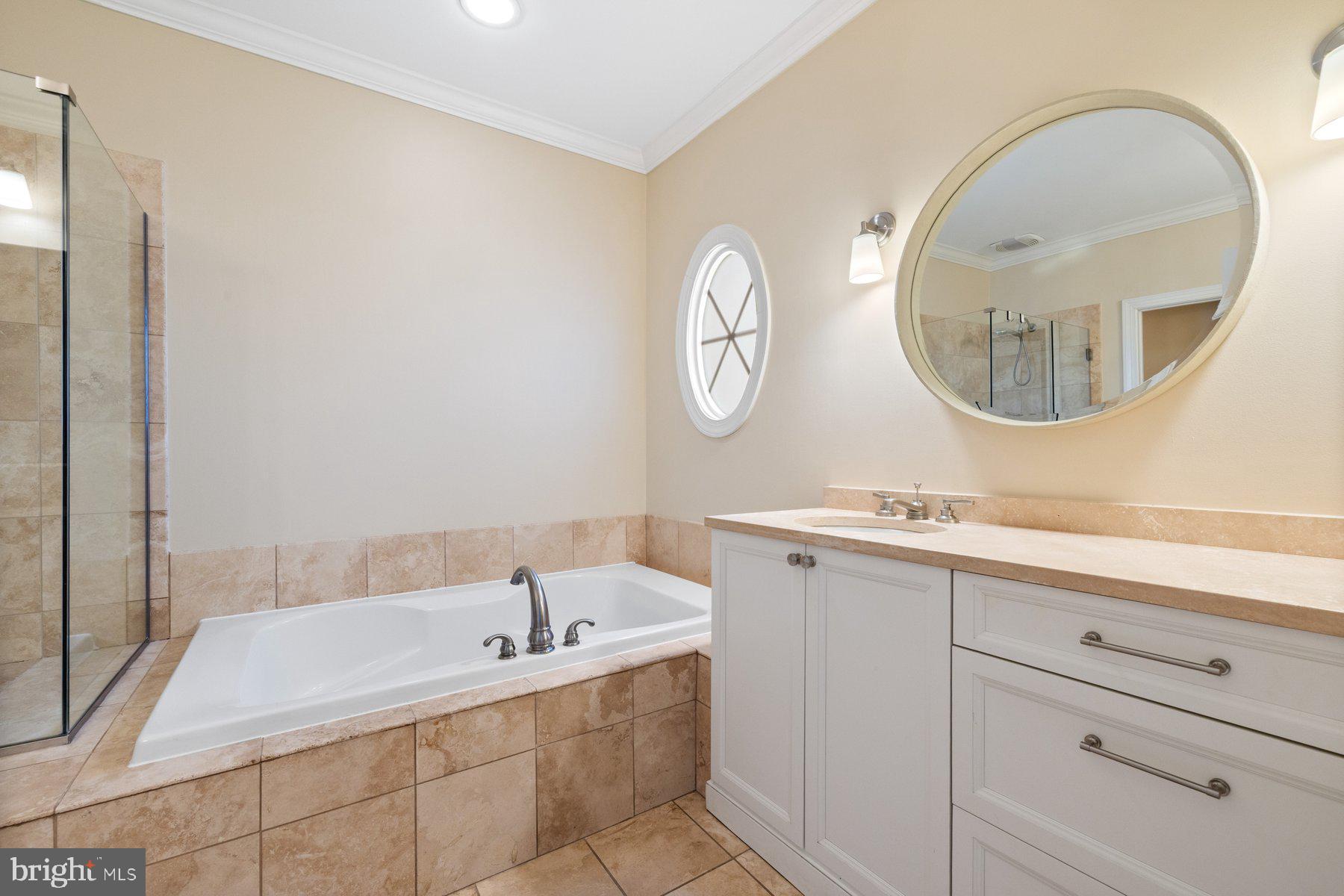 OLD TOWN GREENS - Residential Lease