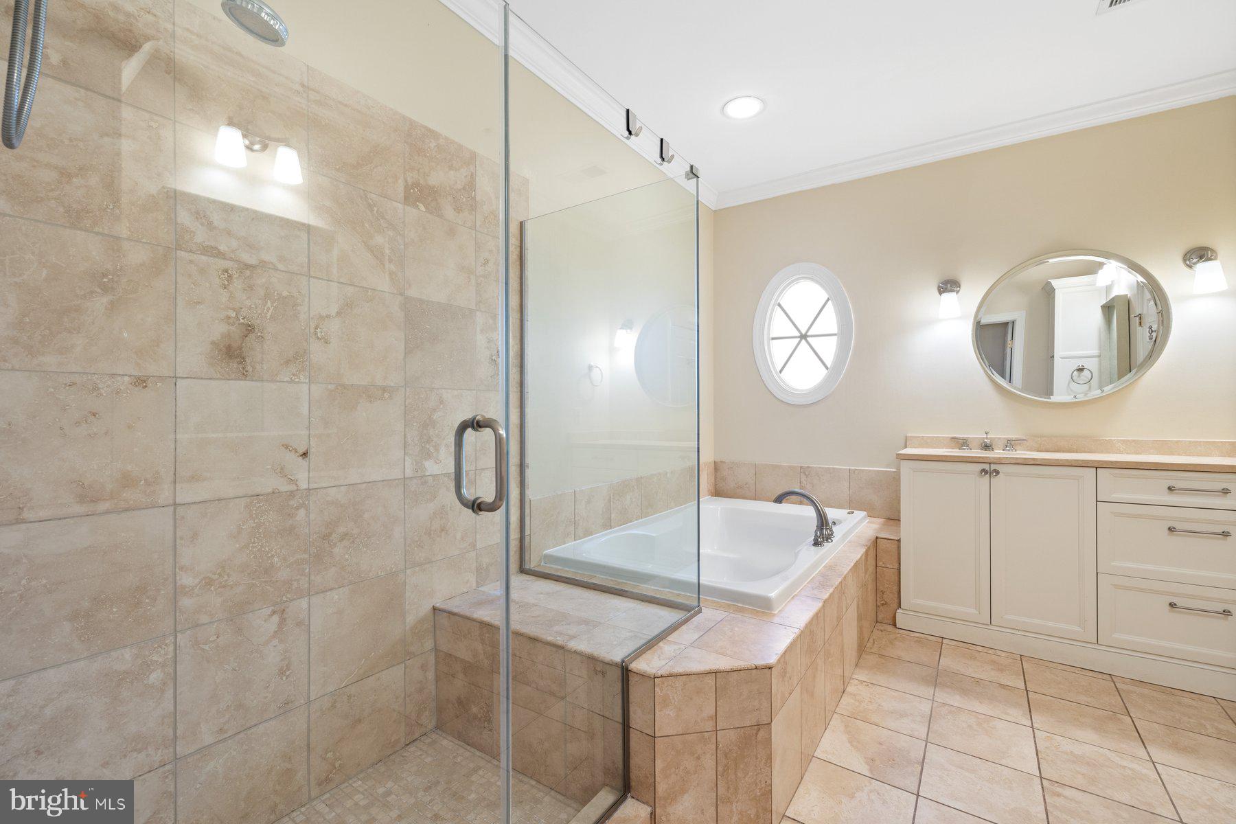 OLD TOWN GREENS - Residential Lease