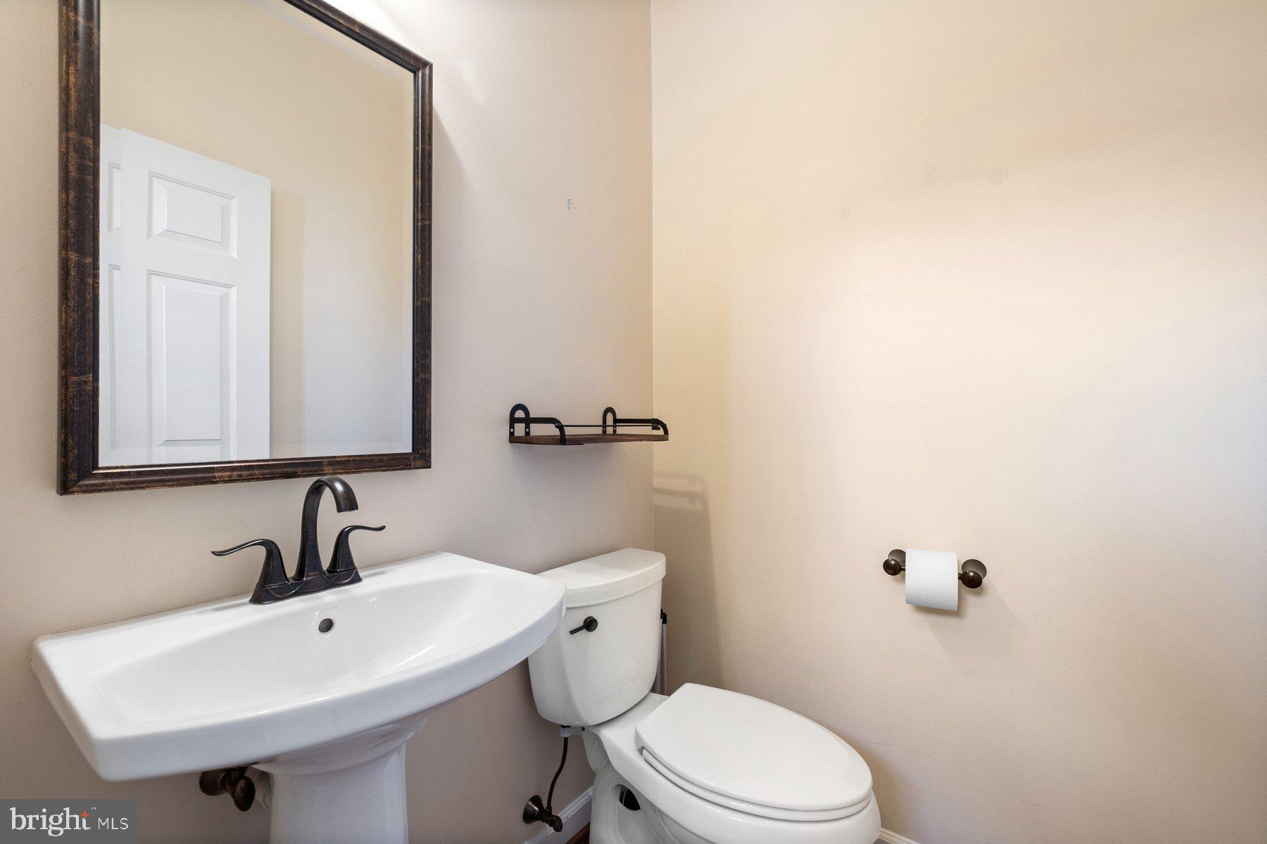 OLD TOWN GREENS - Residential Lease