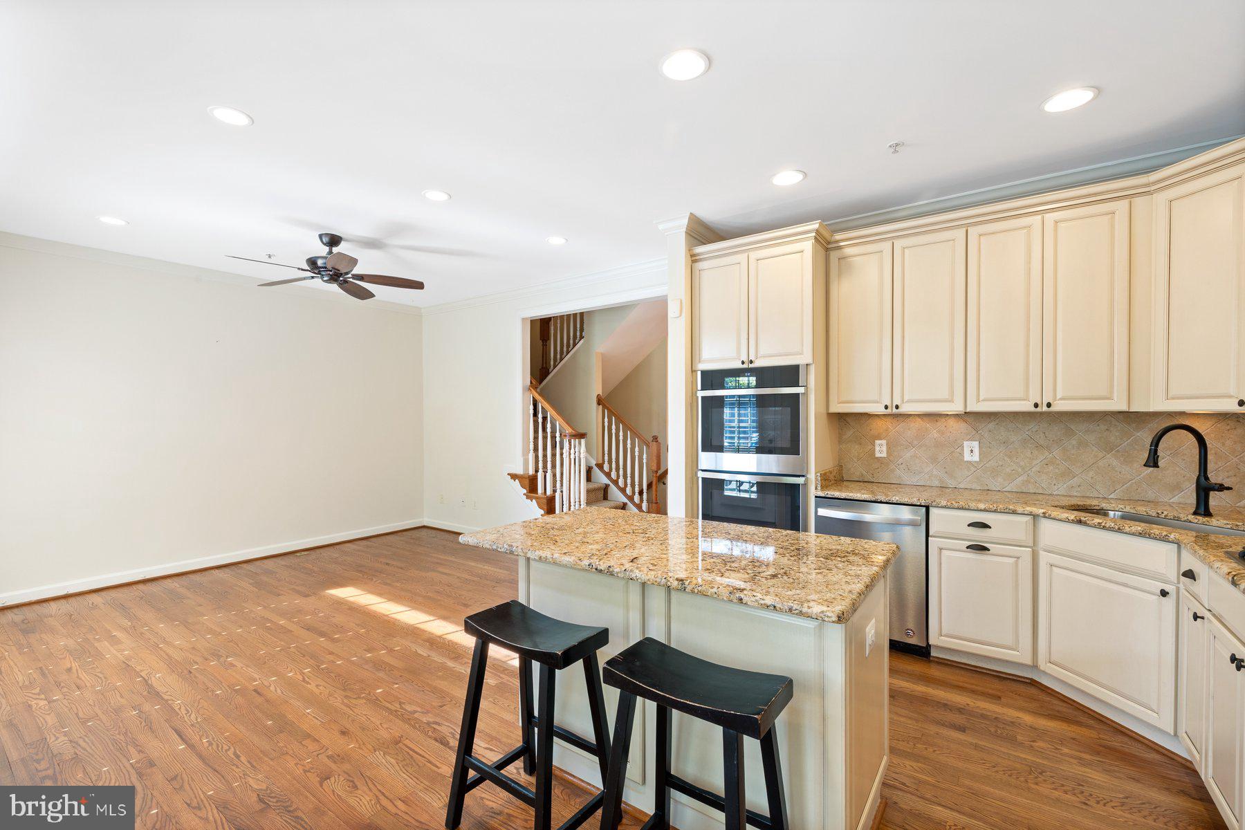 OLD TOWN GREENS - Residential Lease