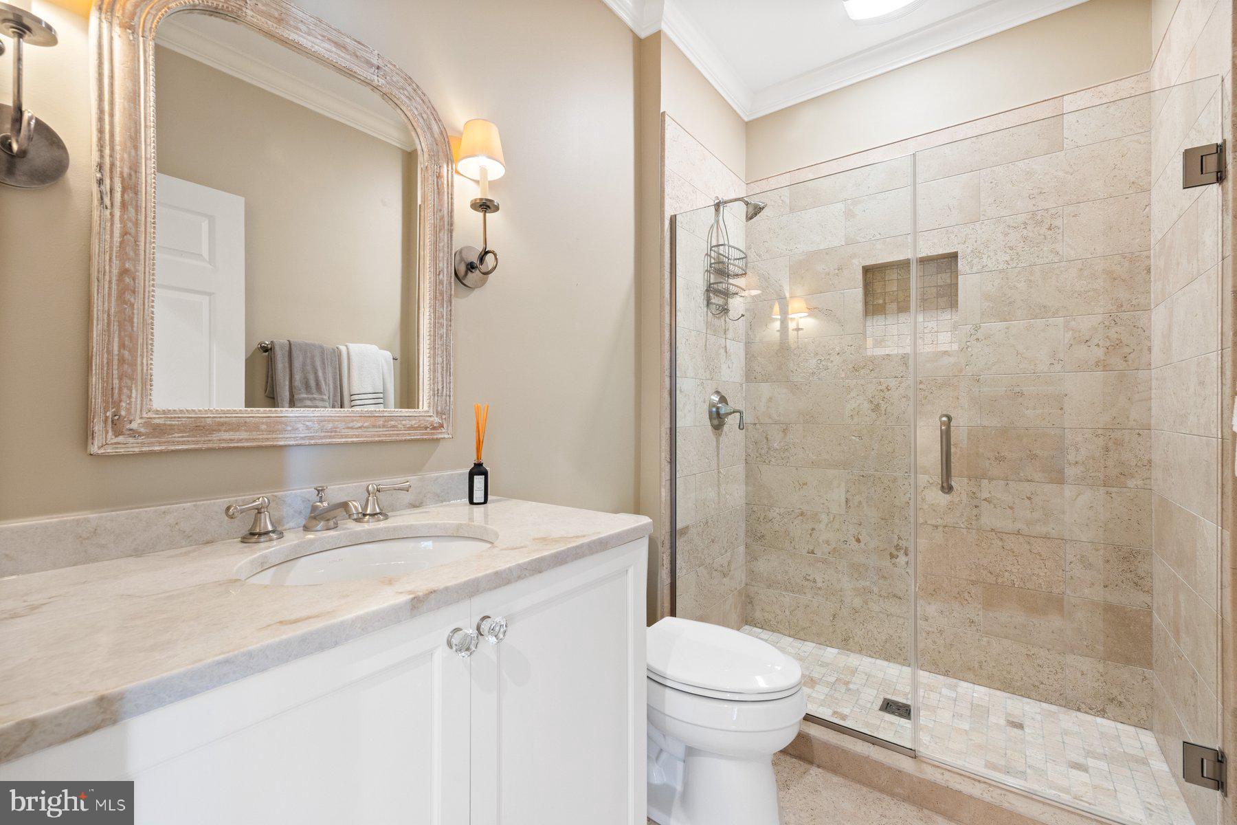 OLD TOWN GREENS - Residential Lease