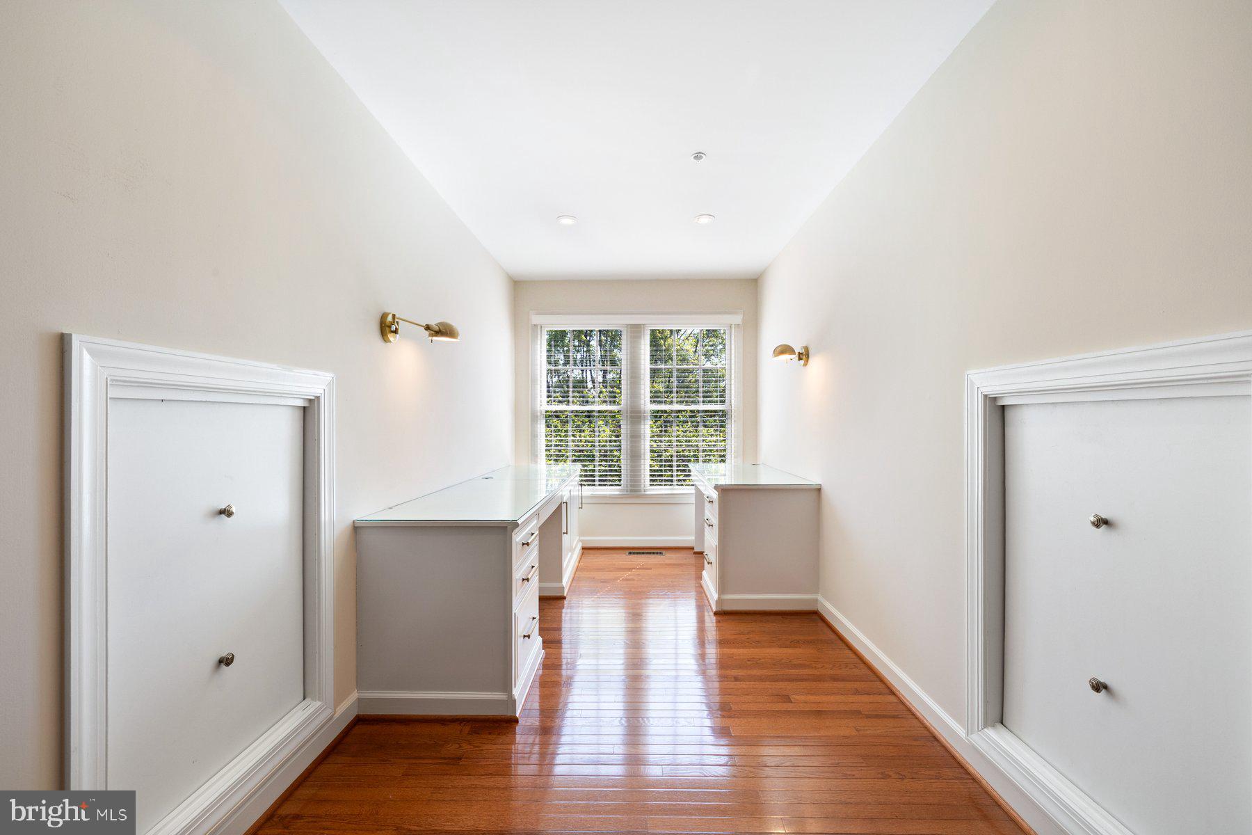 OLD TOWN GREENS - Residential Lease