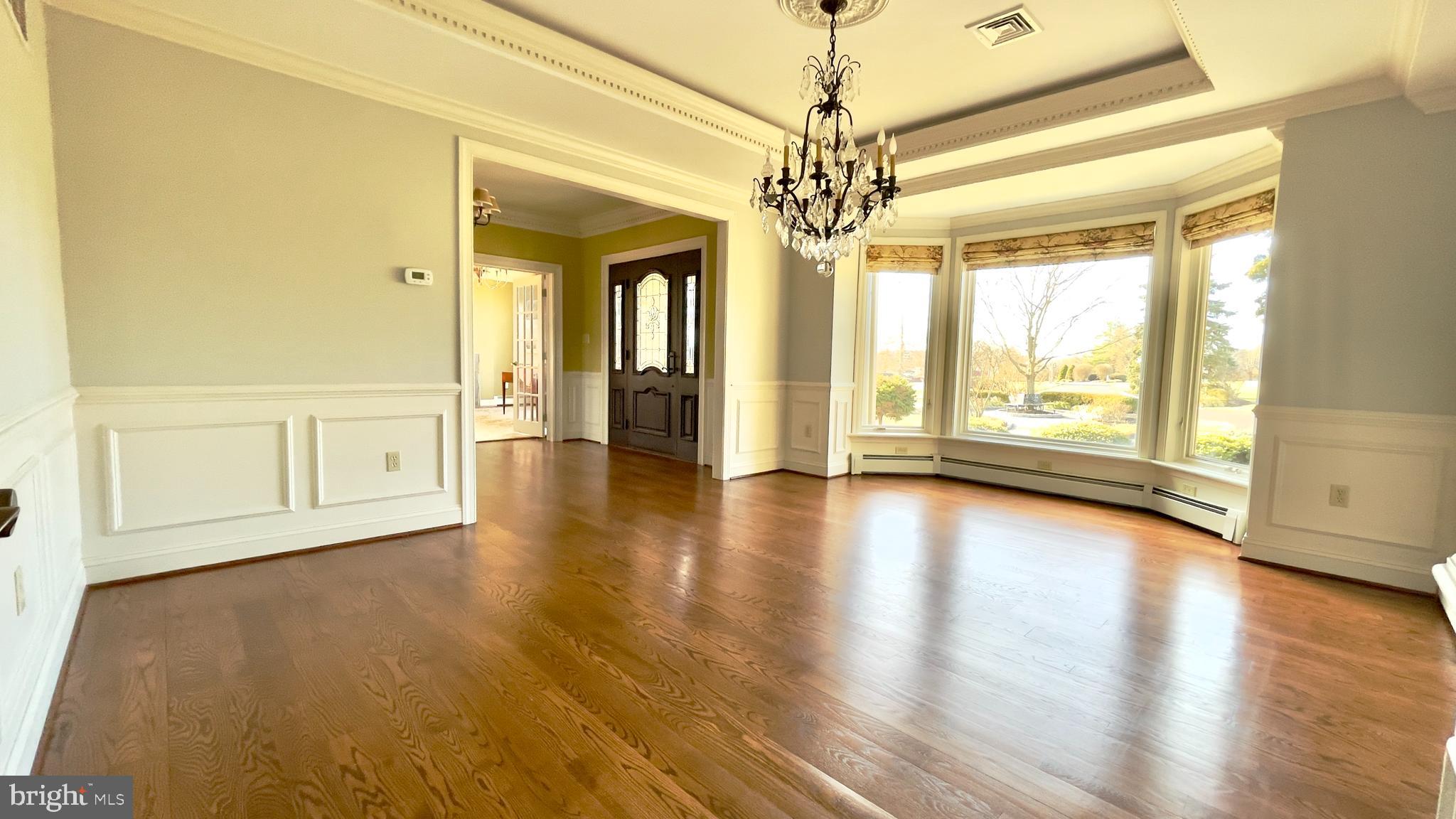 DEER RUN ESTATES - Residential