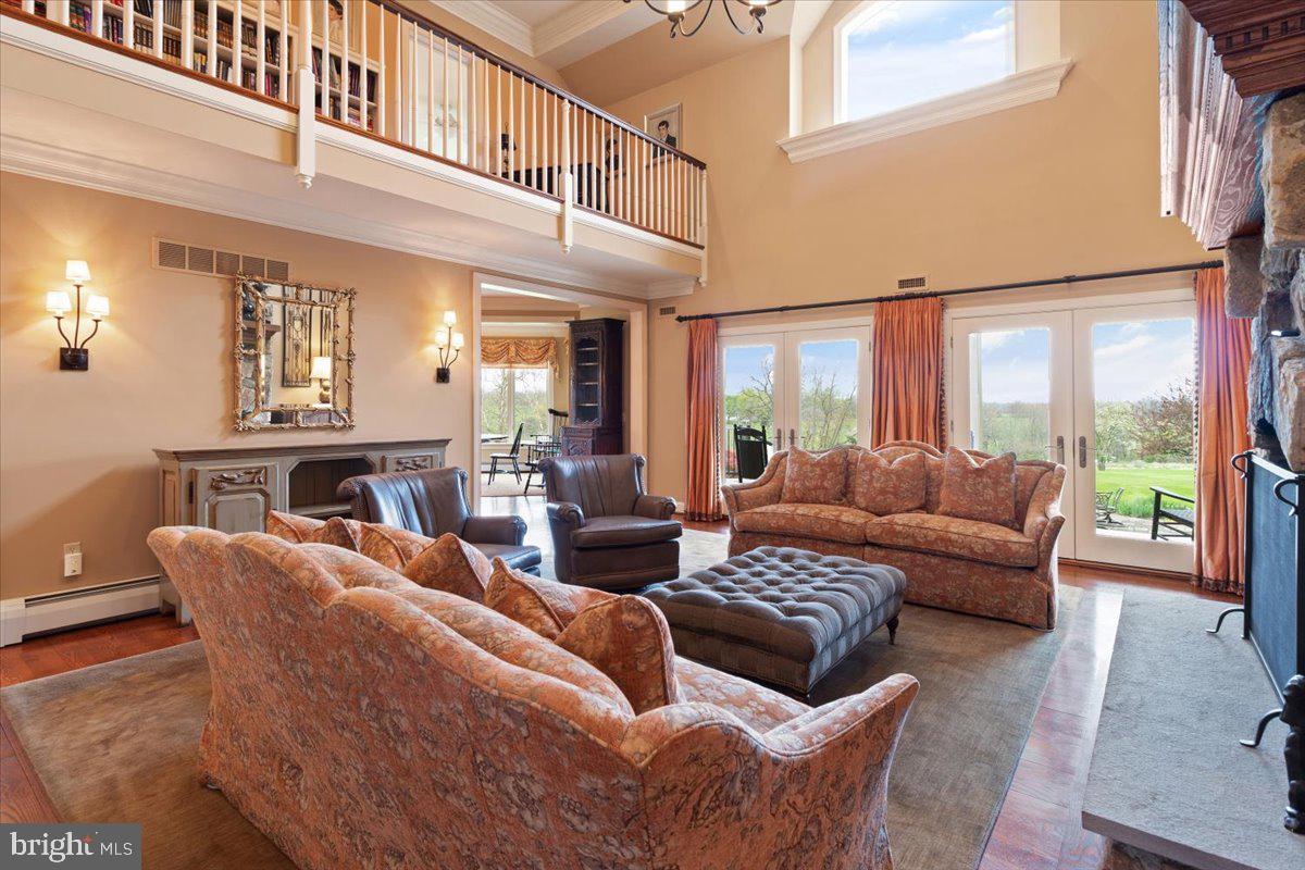 DEER RUN ESTATES - Residential