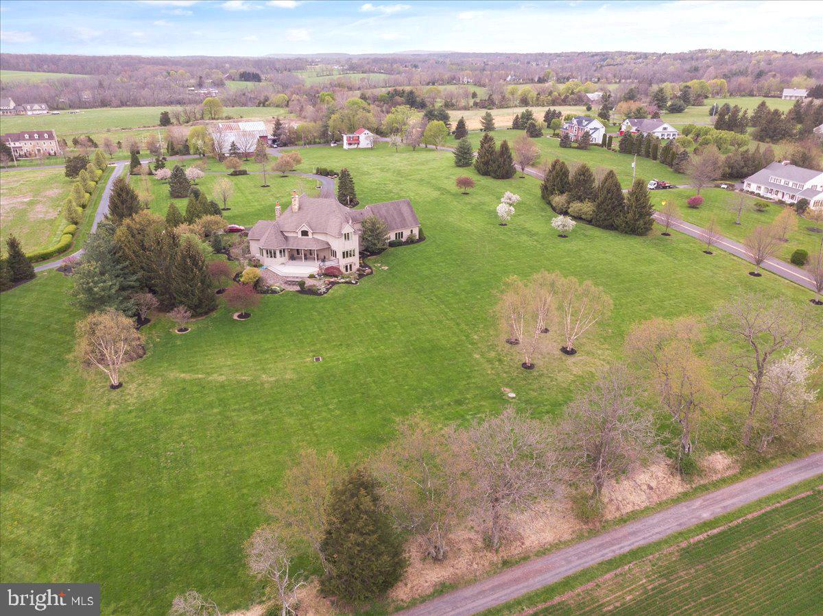 DEER RUN ESTATES - Residential