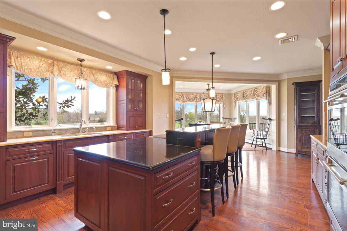 DEER RUN ESTATES - Residential